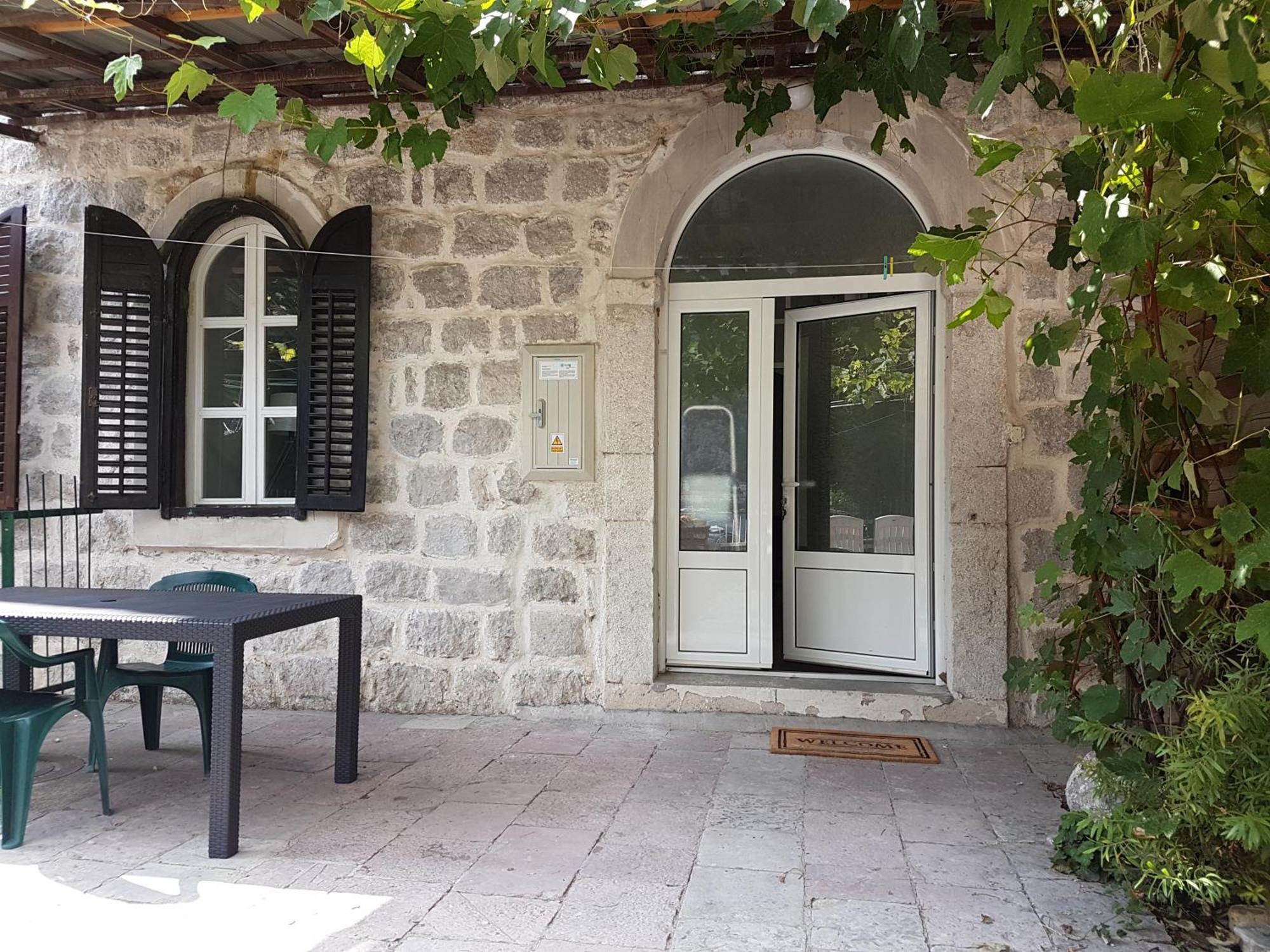 Apartment Mimosa Kotor Zewnętrze zdjęcie